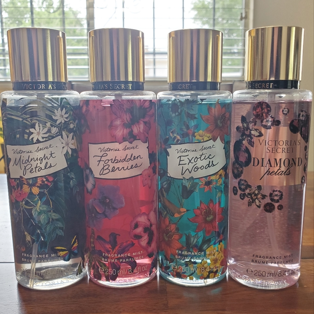 4 pack Victoria's Secret body mist